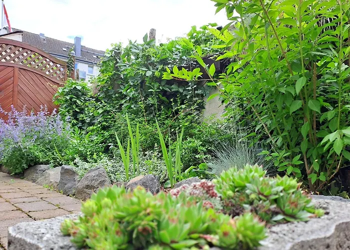 Apartment Mit Garten, 10 Min Zu Fuss In Die Koblenzer Altstadt